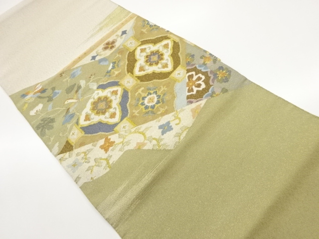 綴れ切り嵌め風華紋に花唐草・鳥模様織出し名古屋帯